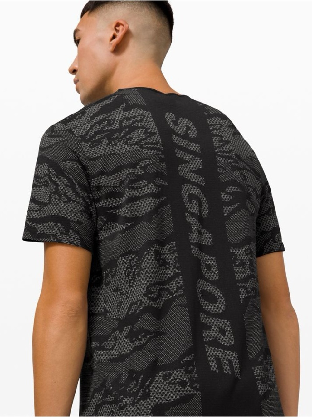 Lululemon Men's Metal Vent Breathe SS Shirt *Singapore City Edition Camo